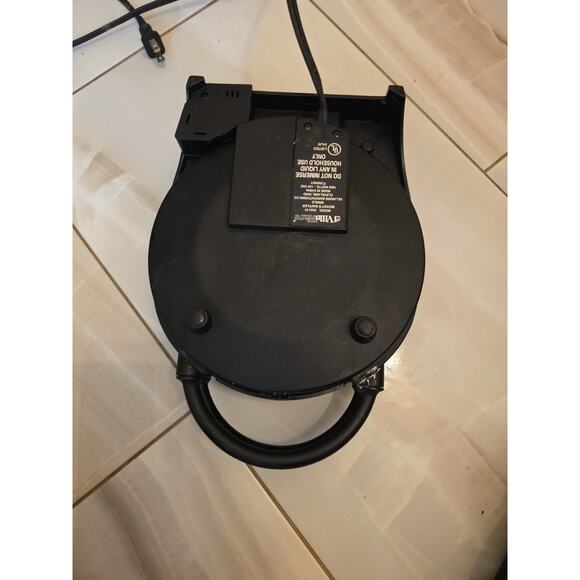 Disney Mickey's Single Waffler VillaWare Mickey Mouse Waffle Maker Model 5555-01 - Picture 13 of 16